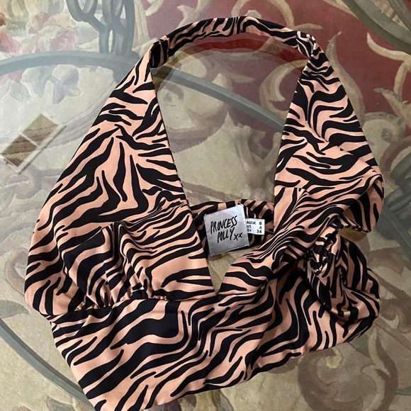 Princess Polly halter crop top black zebra cheetah print y2k vintage girly shirt - Picture 9 of 12